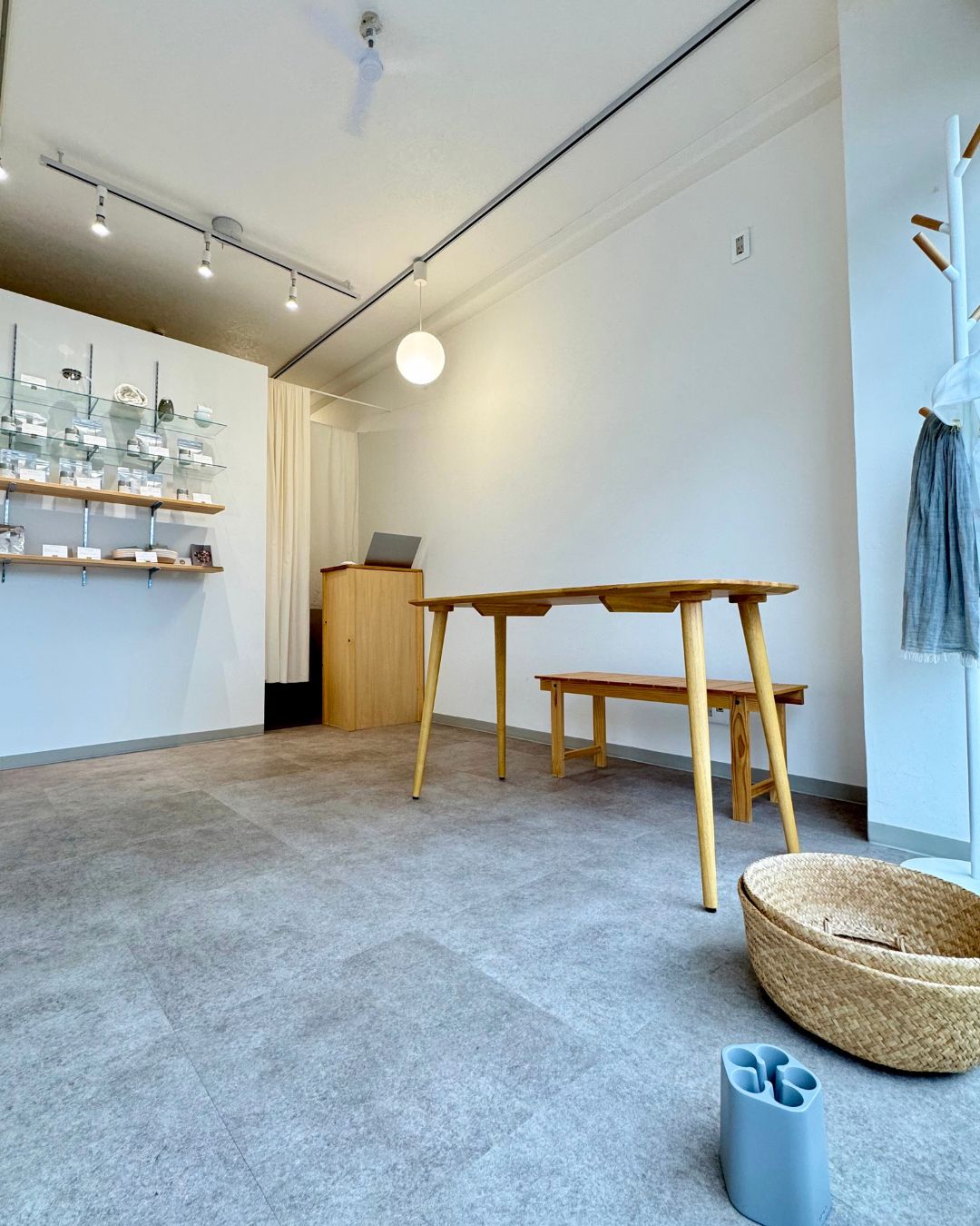 リアルショップ